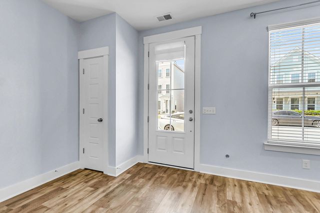 1672 Indy Drive, North Charleston, SC 29405