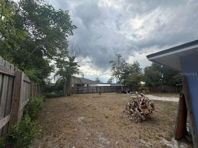 2824 W HURON DRIVE, Deltona, FL 32738