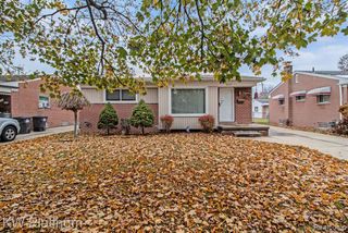 21711 Champaign Street, Taylor, MI 48180