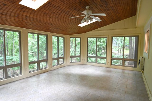 11343 Cloverlawn Drive, Brighton, MI 48114