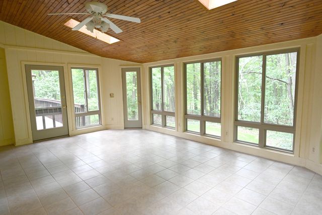 11343 Cloverlawn Drive, Brighton, MI 48114