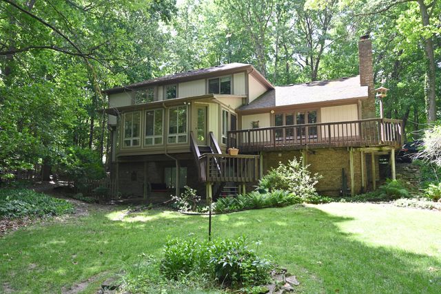 11343 Cloverlawn Drive, Brighton, MI 48114