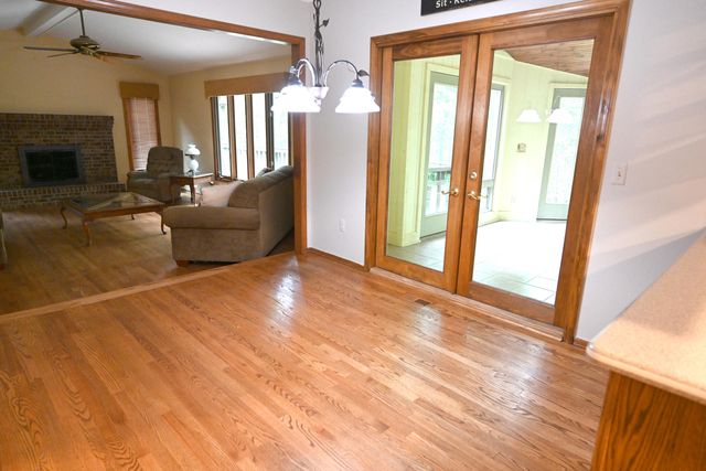 11343 Cloverlawn Drive, Brighton, MI 48114