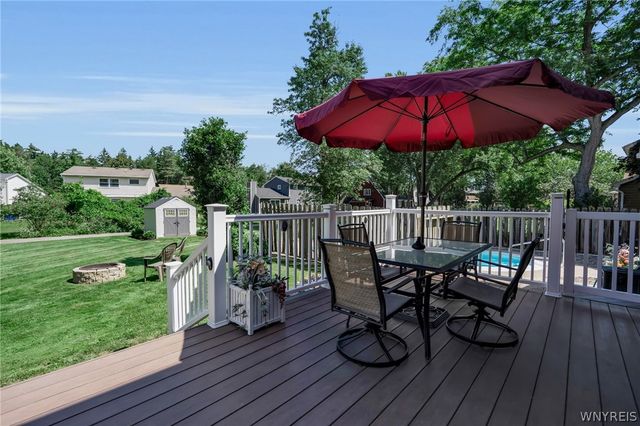 159 Little Robin Road, Amherst, NY 14228