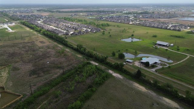 10318 County Road 67, Manvel, TX 77578