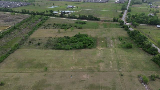 10318 County Road 67, Manvel, TX 77578