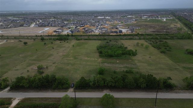 10318 County Road 67, Manvel, TX 77578