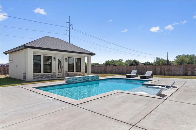 1910 Turtle Dove Circle, Harlingen, TX 78550