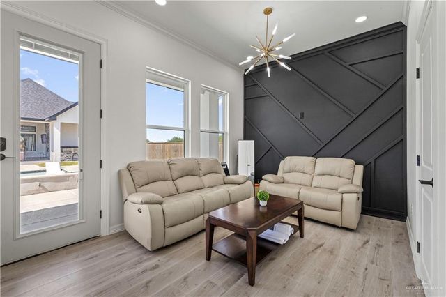 1910 Turtle Dove Circle, Harlingen, TX 78550