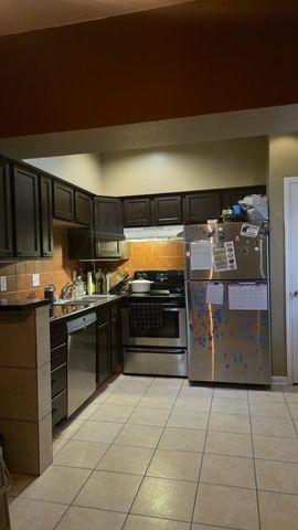 2100 Tanglewilde St 632, Houston, TX 77063