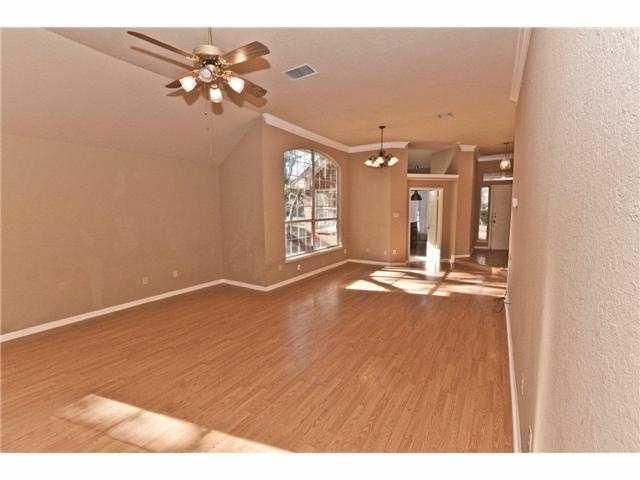 5913 SHANGHAI PIERCE RD, Austin, TX 78749