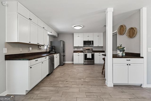 5640 Harrietts Bluff Road, Woodbine, GA 31569