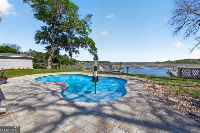 5640 Harrietts Bluff Road, Woodbine, GA 31569