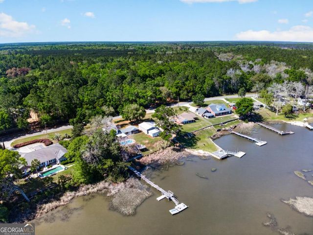 5640 Harrietts Bluff Road, Woodbine, GA 31569