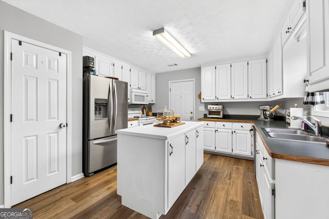 323 Cattlemans Circle, Mcdonough, GA 30252