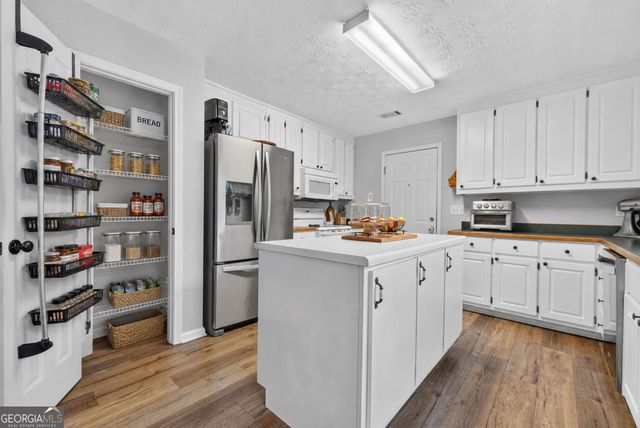 323 Cattlemans Circle, Mcdonough, GA 30252