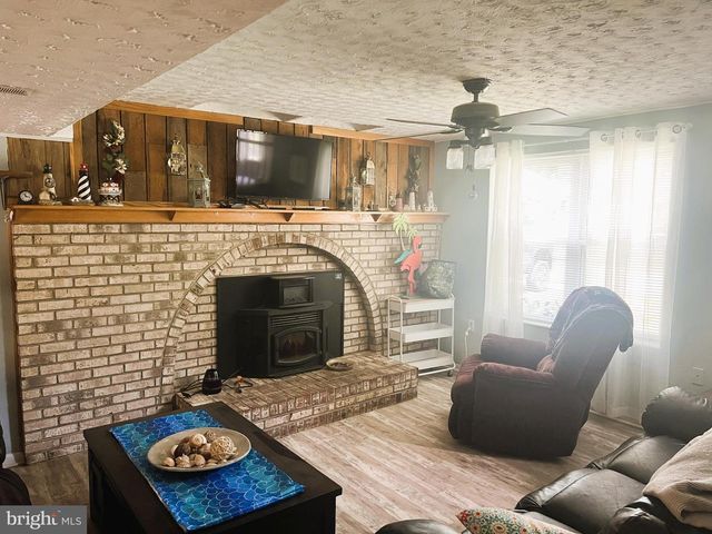 1183 CEDAR AVE, Shady Side, MD 20764