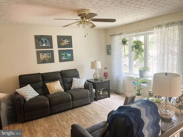 1183 CEDAR AVE, Shady Side, MD 20764