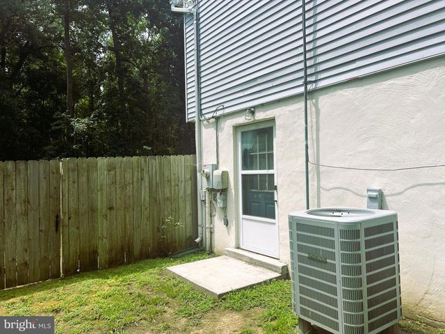 1183 CEDAR AVE, Shady Side, MD 20764