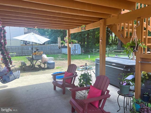 1183 CEDAR AVE, Shady Side, MD 20764
