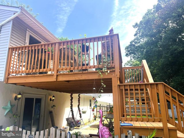 1183 CEDAR AVE, Shady Side, MD 20764
