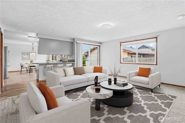 1 Independence Court, Longview, WA 98632