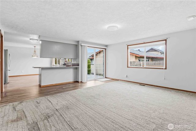 1 Independence Court, Longview, WA 98632