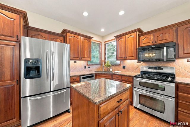 7700 S 25th Street, Lincoln, NE 68512