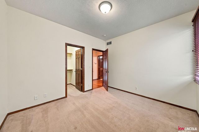 7700 S 25th Street, Lincoln, NE 68512