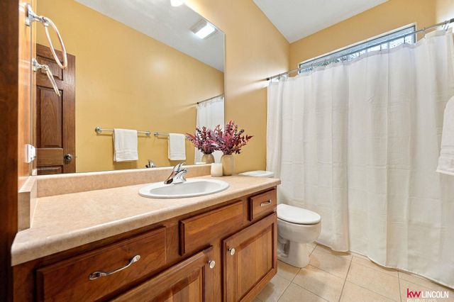 7700 S 25th Street, Lincoln, NE 68512