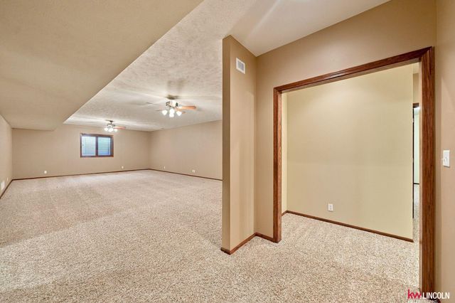 7700 S 25th Street, Lincoln, NE 68512