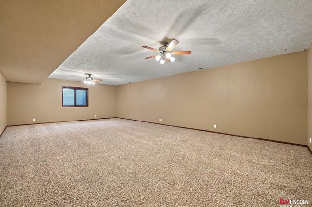 7700 S 25th Street, Lincoln, NE 68512