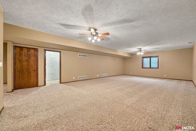 7700 S 25th Street, Lincoln, NE 68512