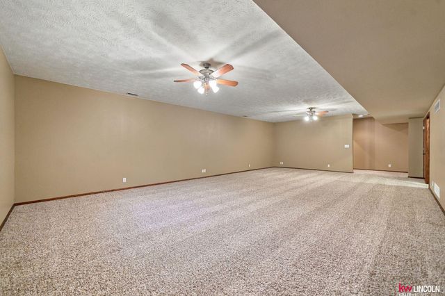 7700 S 25th Street, Lincoln, NE 68512