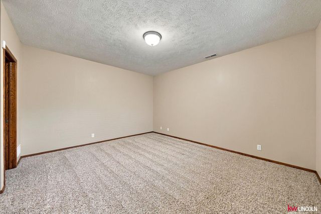 7700 S 25th Street, Lincoln, NE 68512