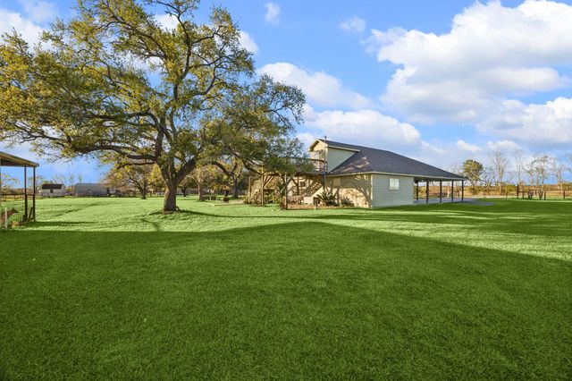 6434 County Road 164, Alvin, TX 77511