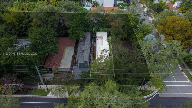 2790 SW 22nd Ave, Miami, FL 33133
