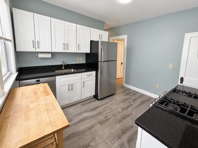37 Parkdale 37, Somerville, MA 02143