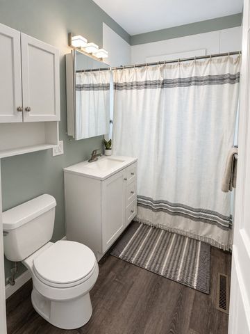 37 Parkdale 37, Somerville, MA 02143