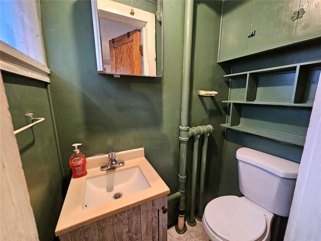 1506 8th Avenue SE, Cedar Rapids, IA 52403