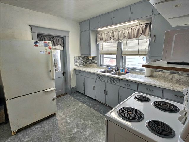 1506 8th Avenue SE, Cedar Rapids, IA 52403