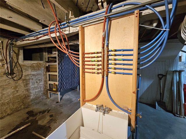 1506 8th Avenue SE, Cedar Rapids, IA 52403