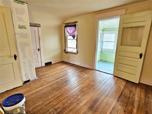 1506 8th Avenue SE, Cedar Rapids, IA 52403