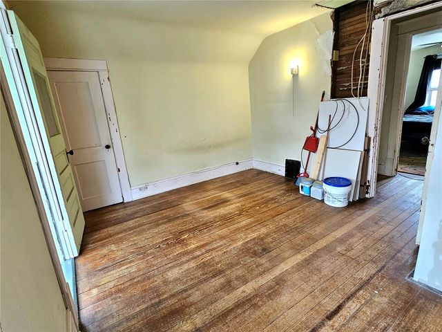 1506 8th Avenue SE, Cedar Rapids, IA 52403