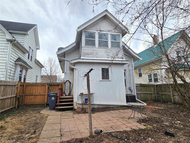 1506 8th Avenue SE, Cedar Rapids, IA 52403