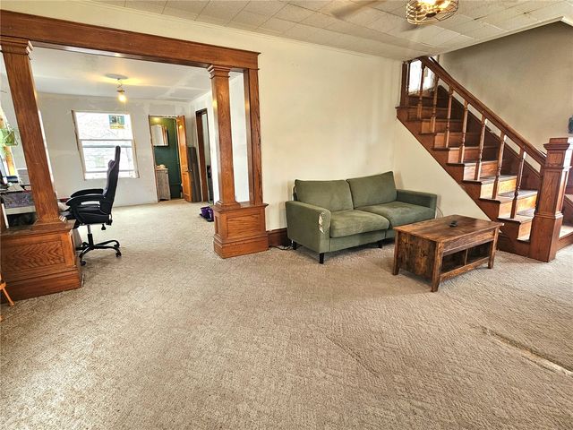 1506 8th Avenue SE, Cedar Rapids, IA 52403