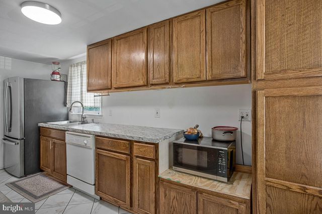 1430 PLATEAU, Saint Leonard, MD 20685