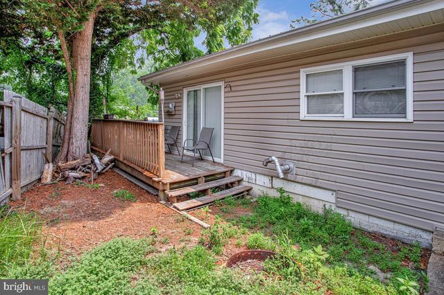 1430 PLATEAU, Saint Leonard, MD 20685