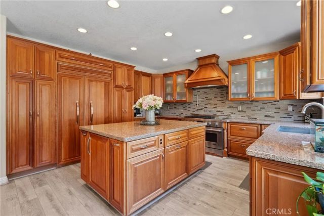 82 Spirngfield, Mission Viejo, CA 92692