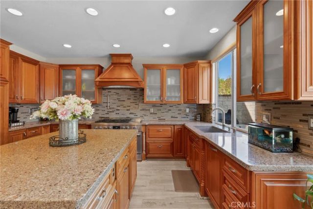 82 Spirngfield, Mission Viejo, CA 92692